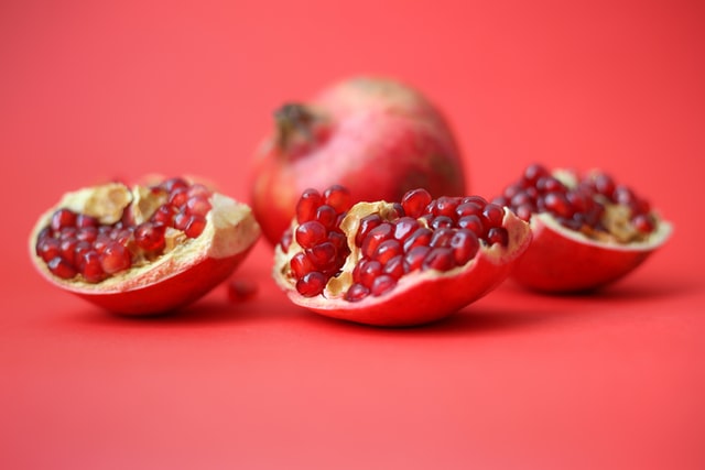 Pomegranates are good for your health.